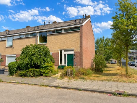 Bertha von Suttnerstraat 26