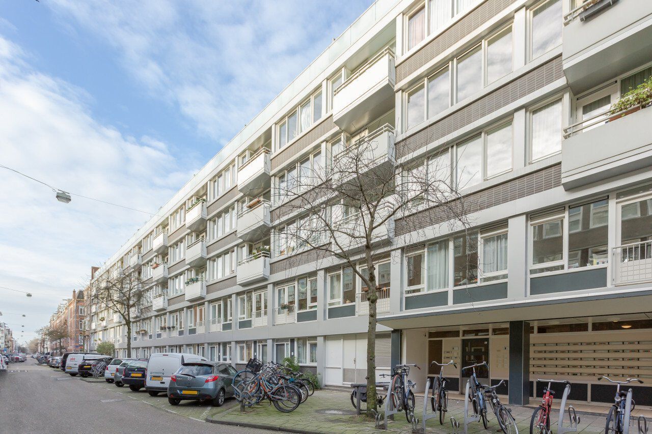 Eerste Helmersstraat 26