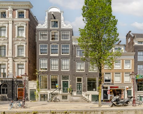 Oudezijds Achterburgwal 124