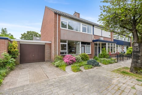 Csardasstraat 1