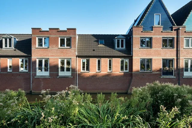 Het Kasteel 270