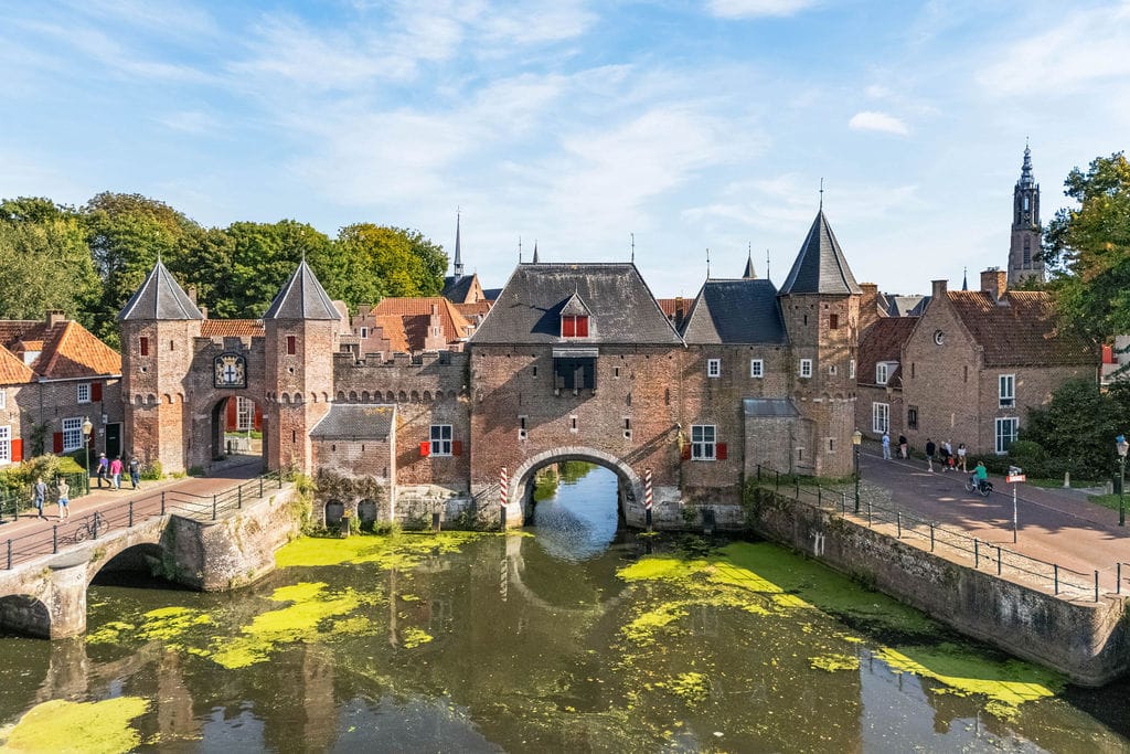 De Schutspatroon 56