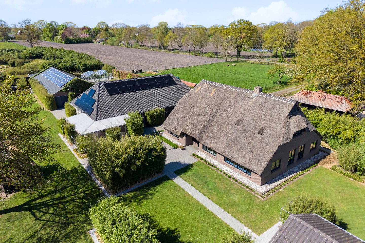 Hoofdweg 107