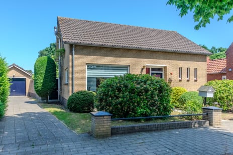 Dorpsstraat 14