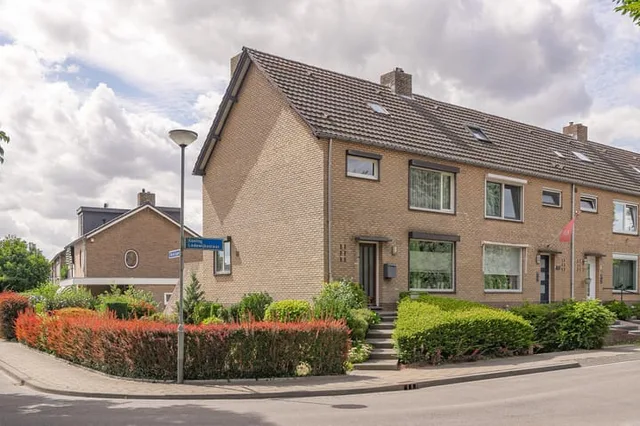 Koning Lodewijkstraat 1