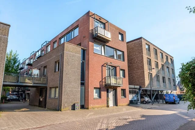 Donkvaart 9-C11