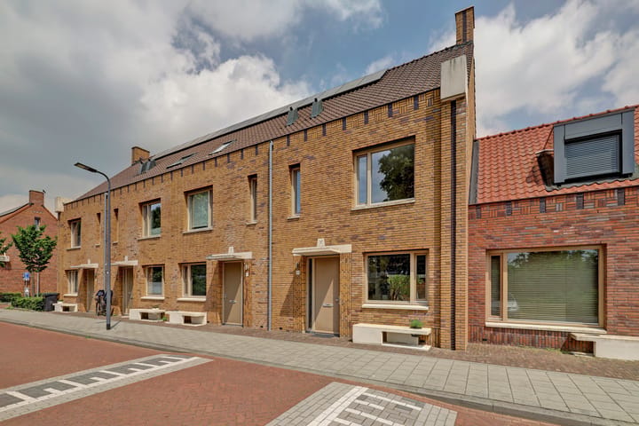 Adelheidstraat 46