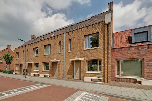 Adelheidstraat 46