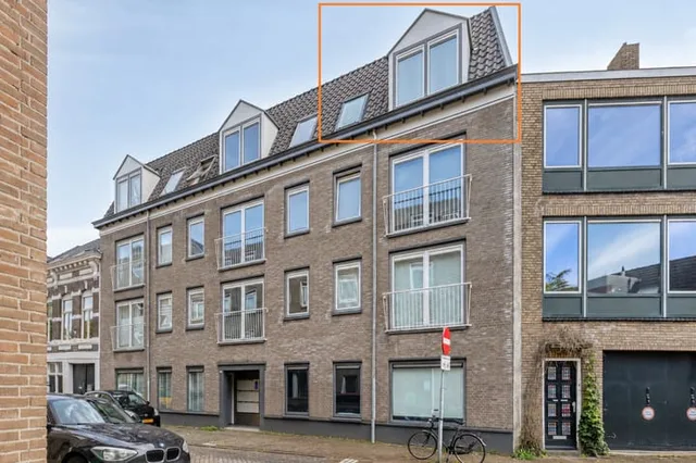Nieuwe Huizen 13-B