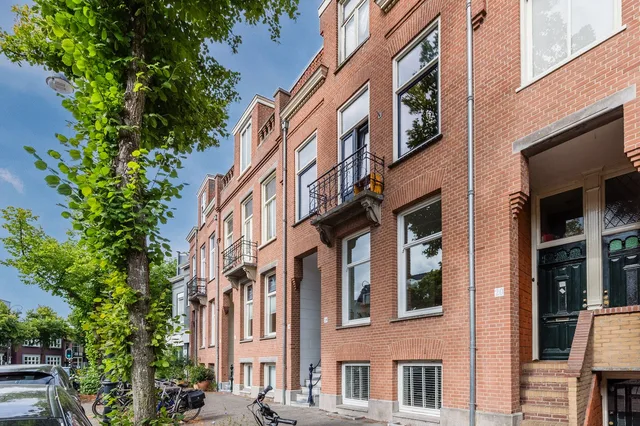 Velserstraat 18-ZW