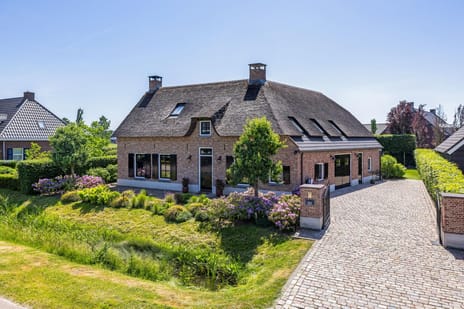 Parallelweg 15