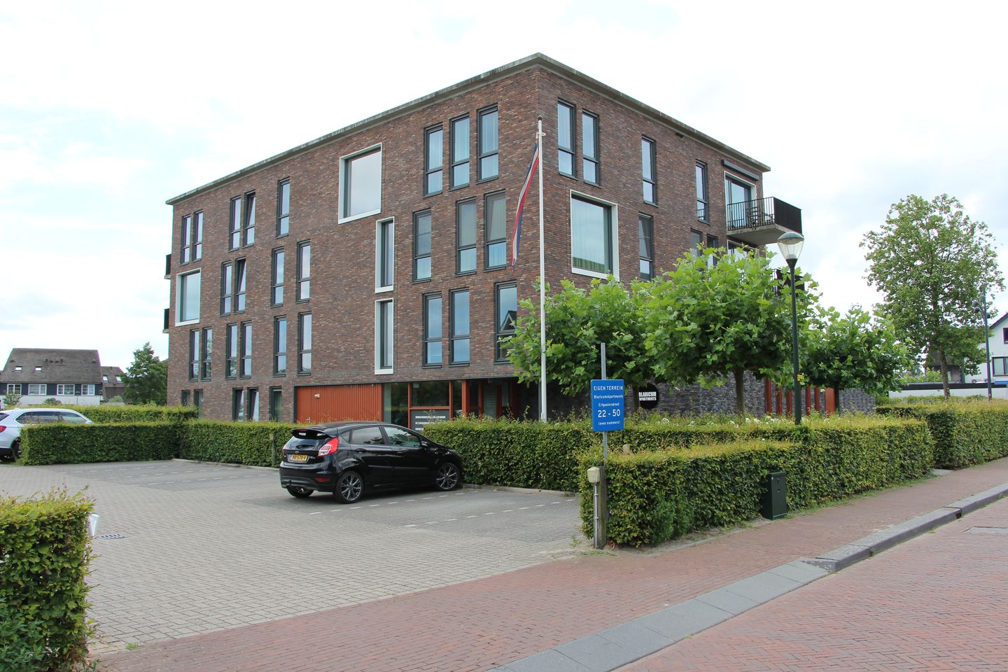 Erfgooiersdreef 24