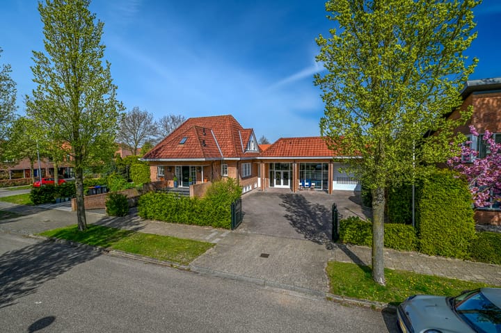 Jupiterweg 1