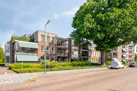 Van Vroonhovenlaan 24