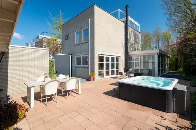 J.M. den Uylstraat 310