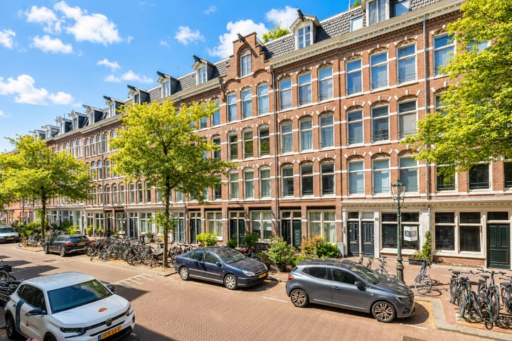 Van Hogendorpstraat 64-B