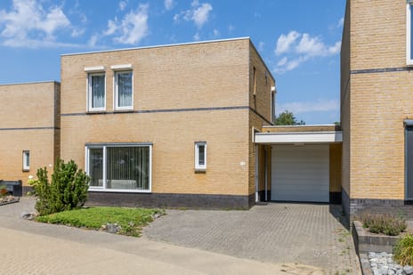 Burgemeester Rhoenstraat 15