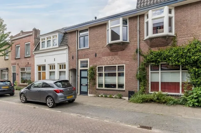 Kruisstraat 23